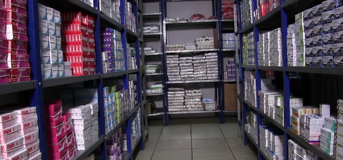 Almacén de distribución farmacéutica de DIMEFA